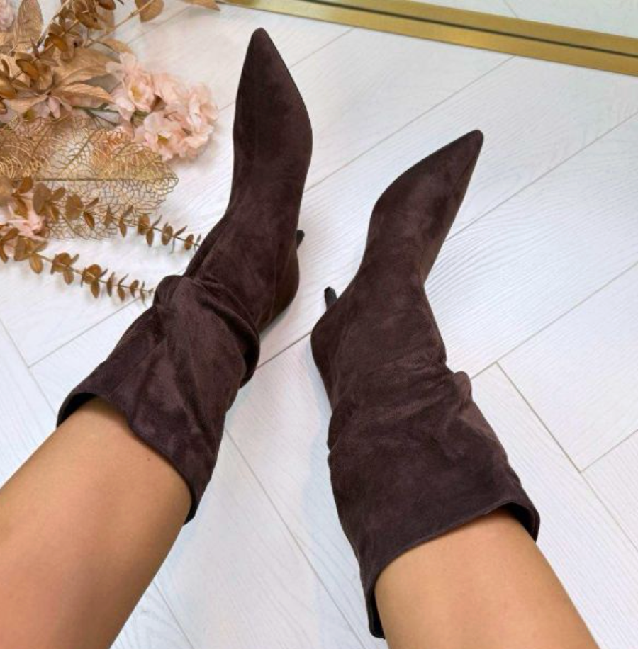 MIRELLA | Vegan zamszowe kozaki na obcasie